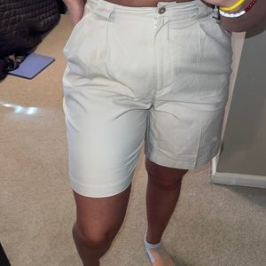 Liz Claiborne khaki Bermuda shorts